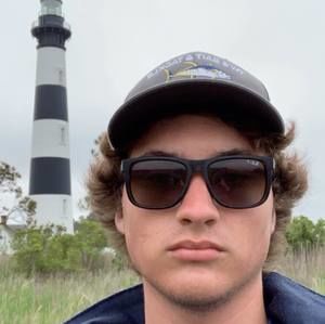 Meet your Posher, Carson